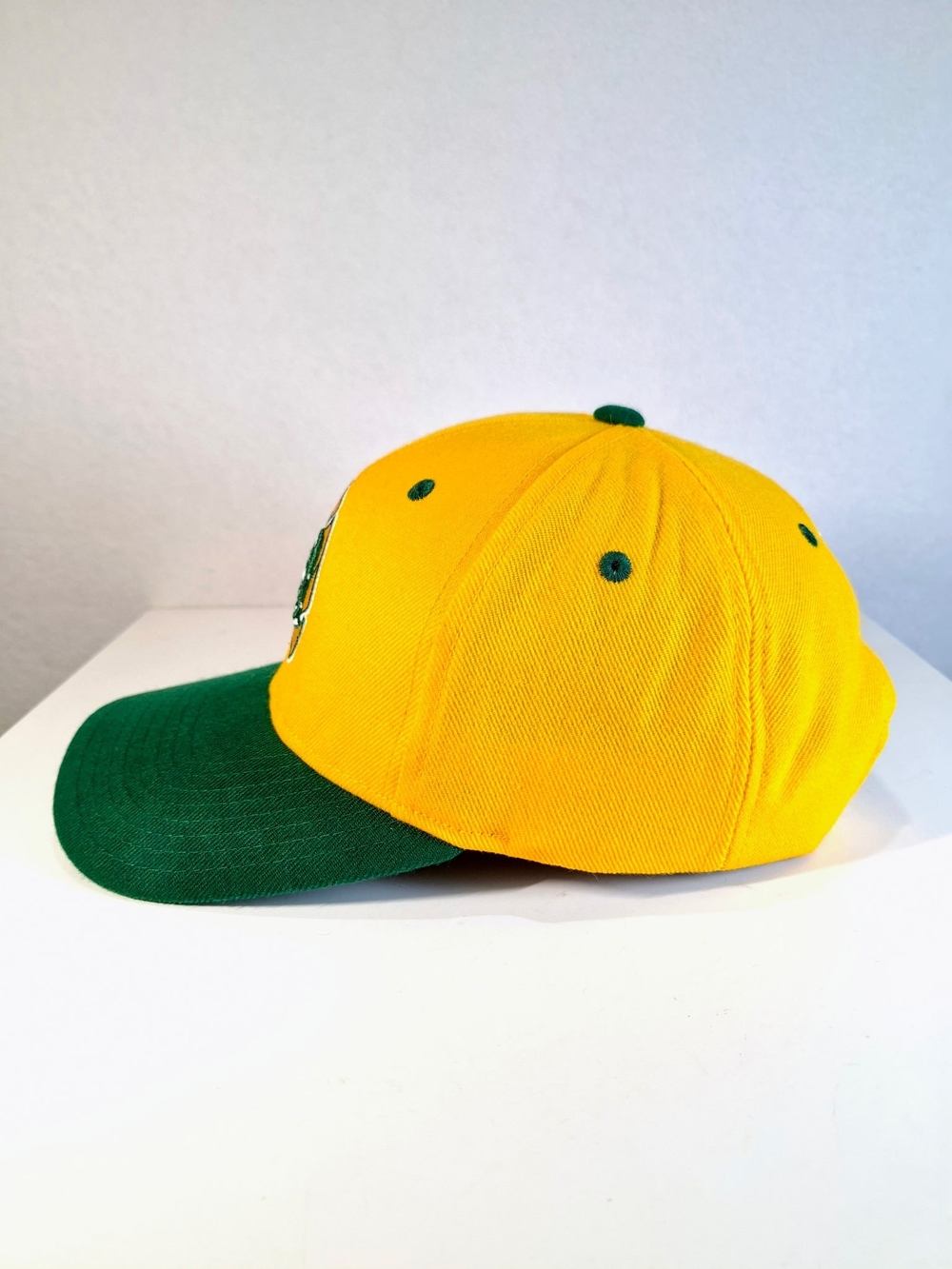 NFL Yellow and Green Baseball Cap with Embroidered Player Logo - Picture 6 of 8